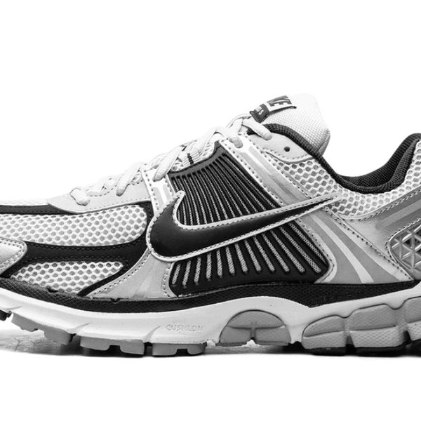 Nike Zoom Vomero 5 Metallic Silver Black Men's