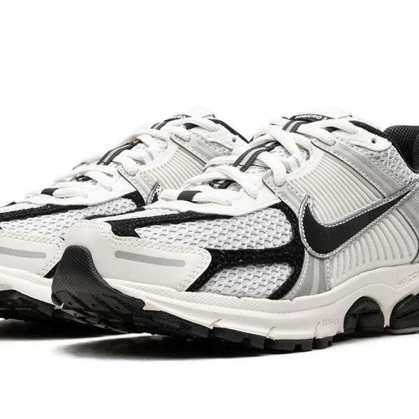 Nike Zoom Vomero 5 Photon Dust Black Women's