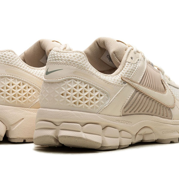 Nike Zoom Vomero 5 Tan Sail Women's
