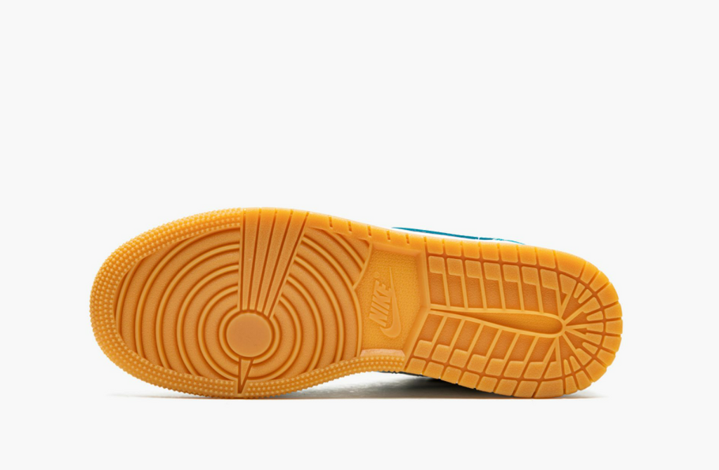 Jordan Low Barcelona (Gradeschool) – Pimp Kicks