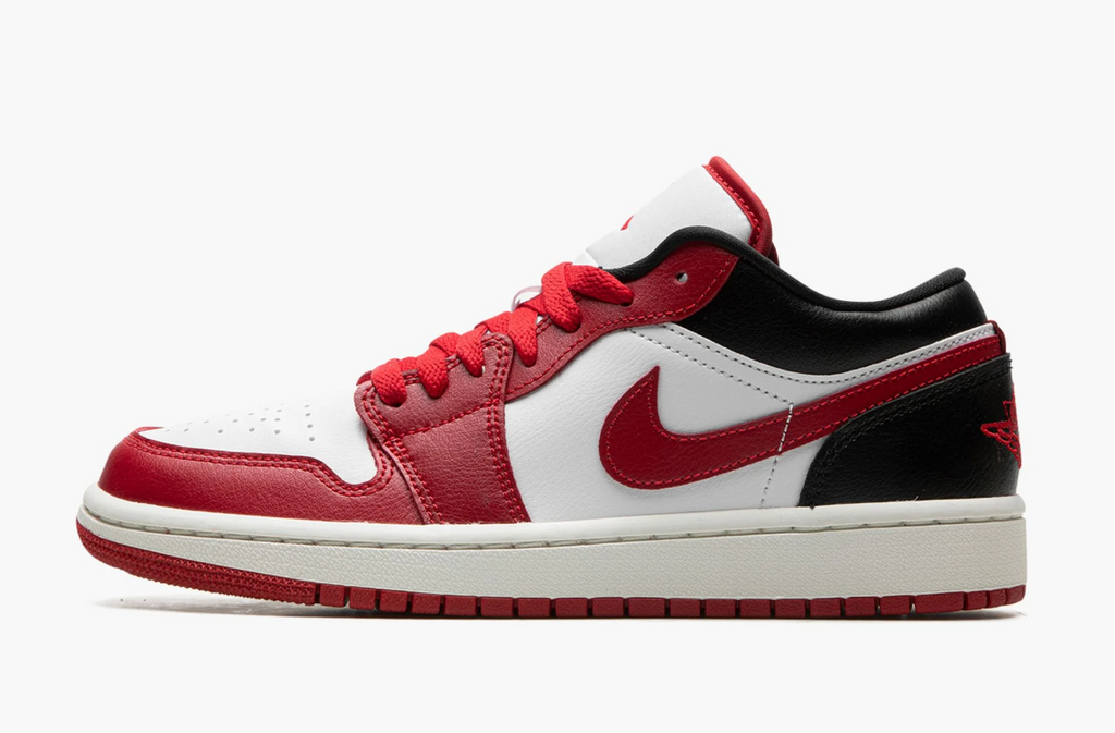 Jordan 1 Low Reverse Black Toe Women s Pimp Kicks
