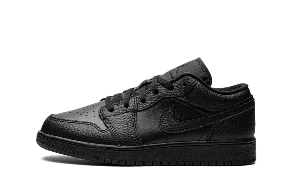 jordan triple black Jordan Low Triple Black (Gradeschool)