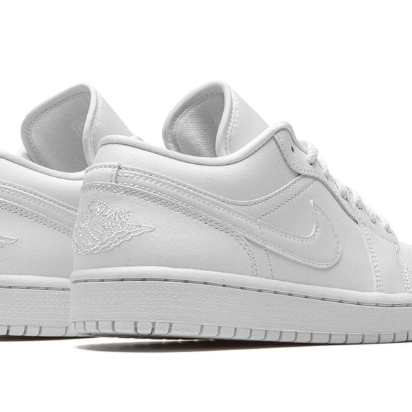 Jordan 1 Low Triple White 2022 Women's