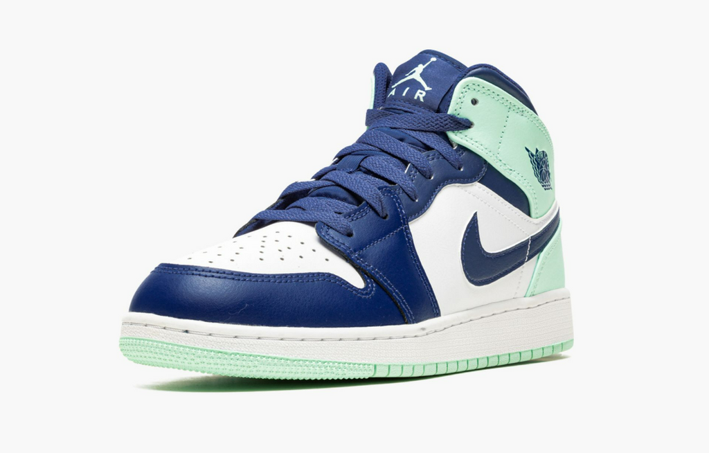 Jordan retro 1 mid grade school best sale