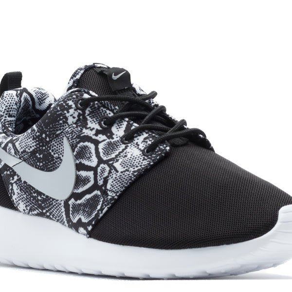 Nike Roshe One Print Black Mamba Women's - Pimp Kicks
