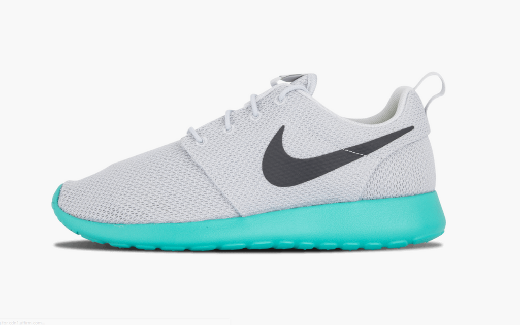 Nike roshe run bleu rose sales
