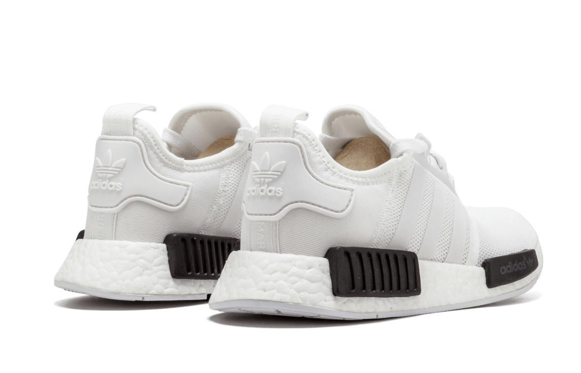 Nmd hotsell r1 panda