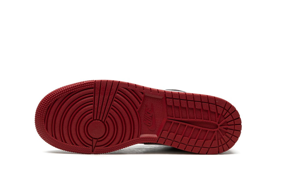 Jordan 1 Low Alternate Bred Toe (Gradeschool)