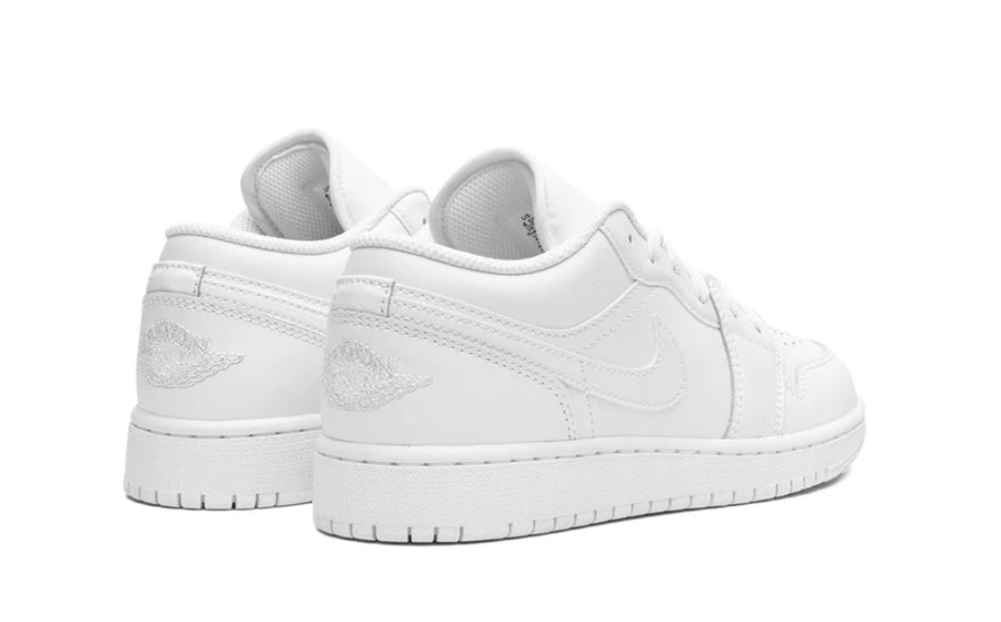 Jordan 1 Low Triple White 2023 (Gradeschool)