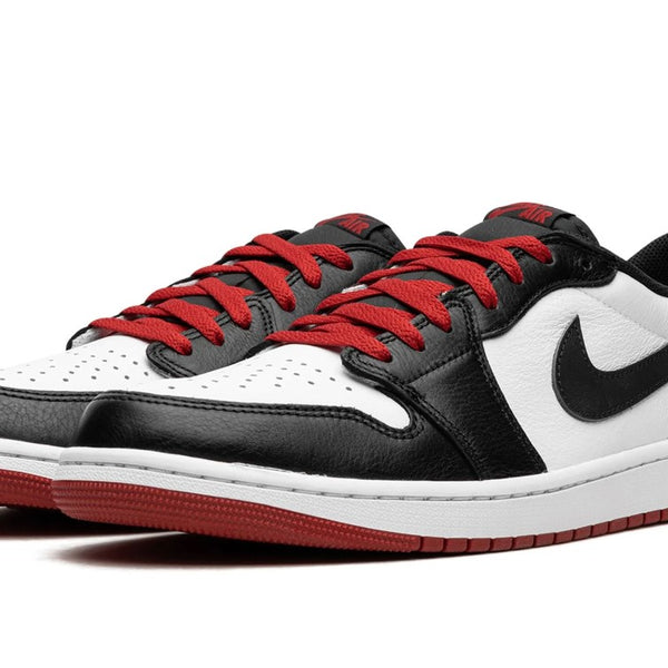 Jordan 1 Retro Low OG Black Toe 2023 (Gradeschool) – Pimp Kicks