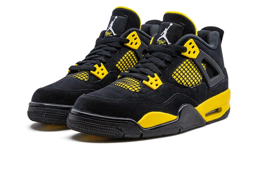 Jordan 4 Retro Thunder 2023 (Gradeschool)