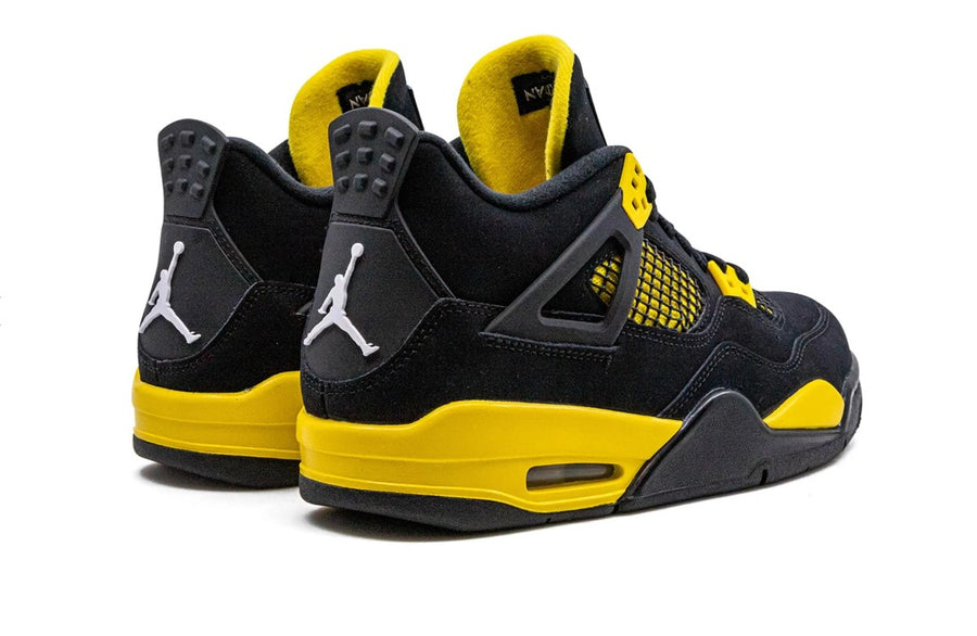 Jordan 4 Retro Thunder 2023 (Gradeschool)