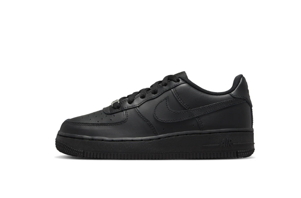 NIKE AIR FORCE 1 LE TRIPLE BLACK (Gradeschool)