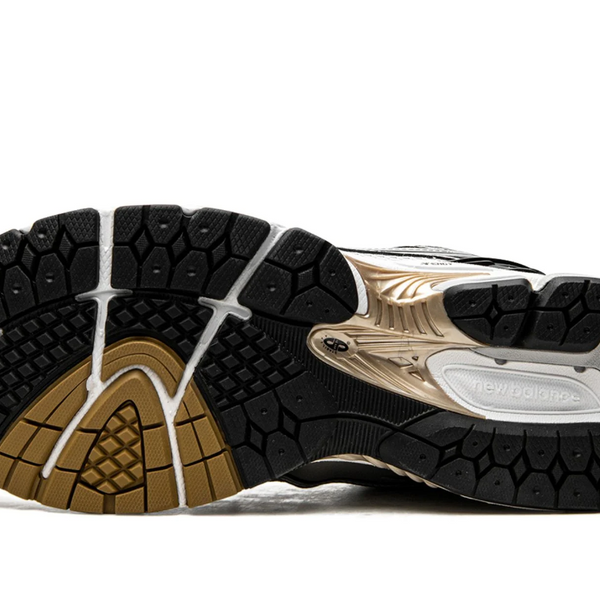 New Balance 1906R White Gold Men's