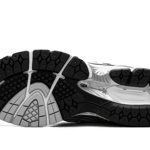 New Balance 1906R White Rain Cloud Silver Metallic Men's