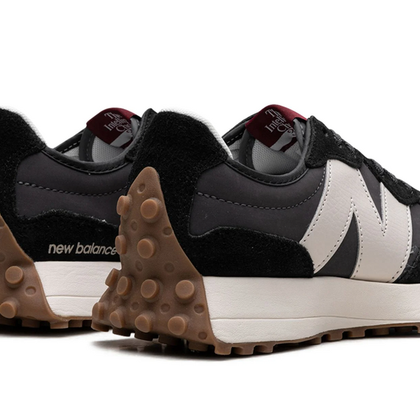 New Balance 327 Moonbeam Black Women's