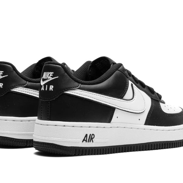 Nike Air Force 1 Low '07 LV8 Panda (Gradeschool)