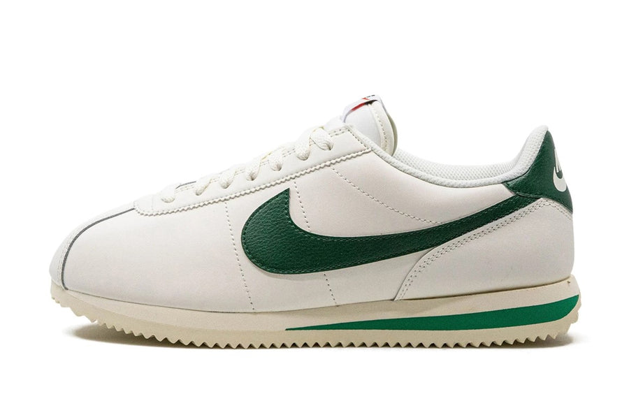 nike cortez gorge green