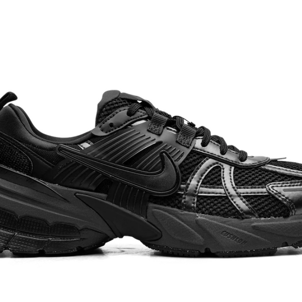 Nike V2K Run Black Dark Smoke Grey Women's