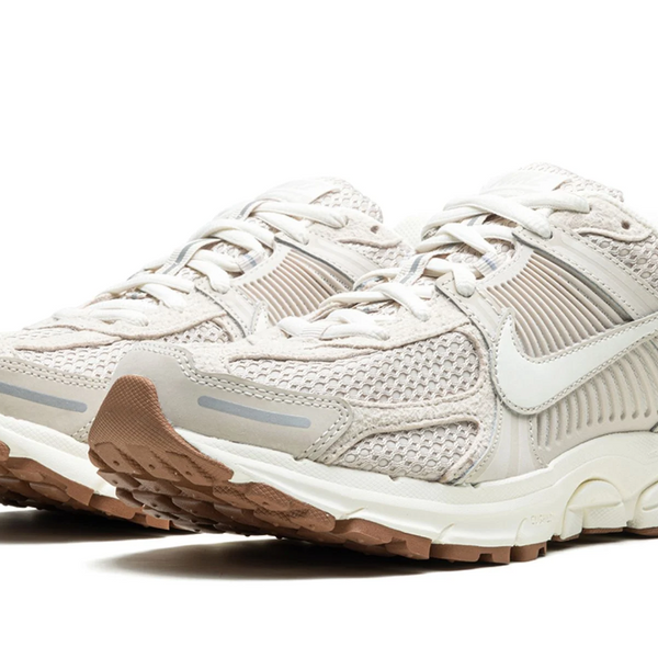 Nike Zoom Vomero 5 Light Orewood Brown Women's