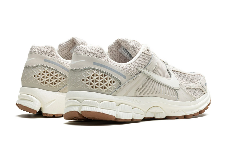 Nike Zoom Vomero 5 Light Orewood Brown Women's