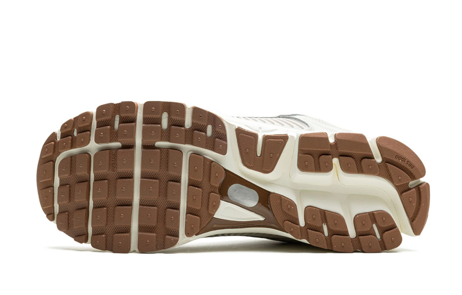 Nike Zoom Vomero 5 Light Orewood Brown Women's