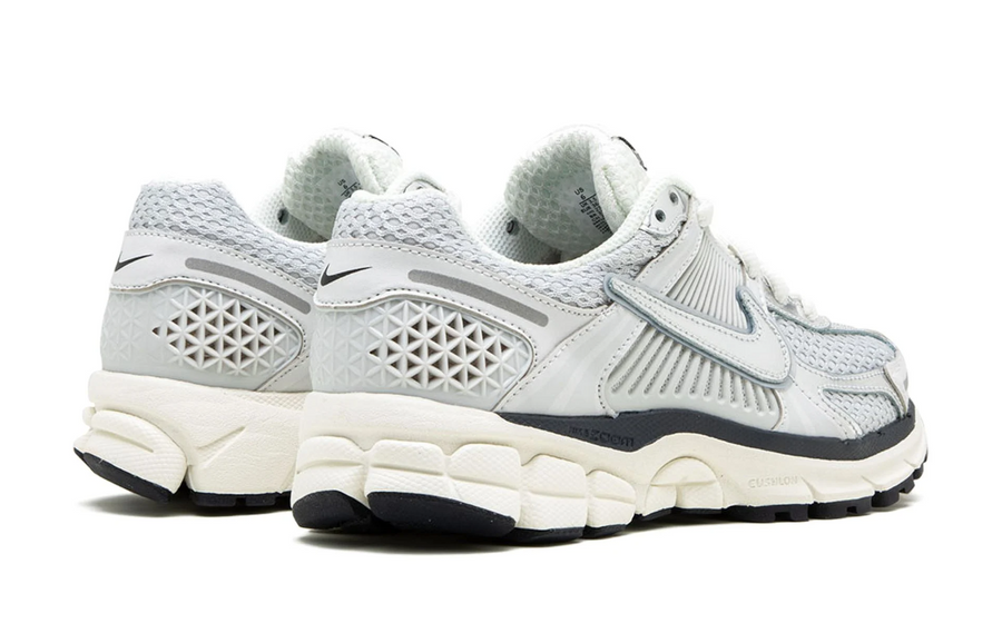 Nike Zoom Vomero 5 Photon Dust Women's