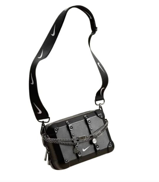Nike Trunk Sling Bag