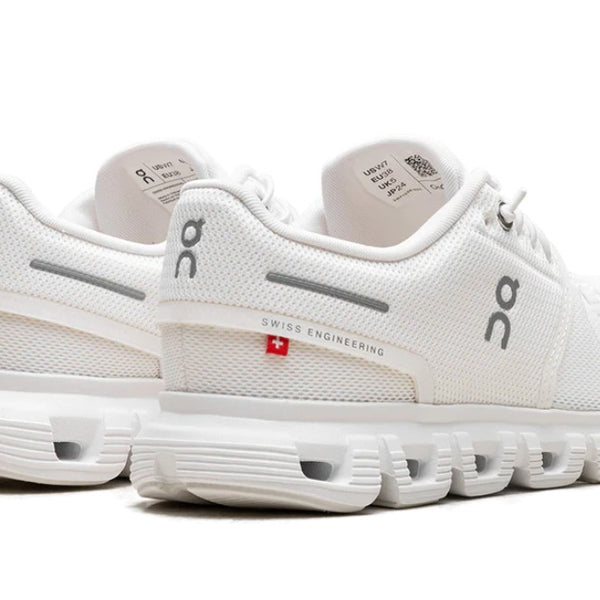 On Running Cloud 6 All White Women's