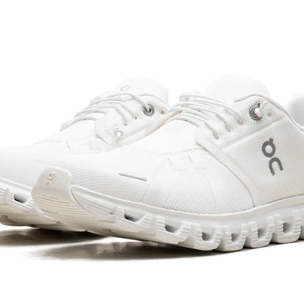 On Running Cloud 6 All White Women's