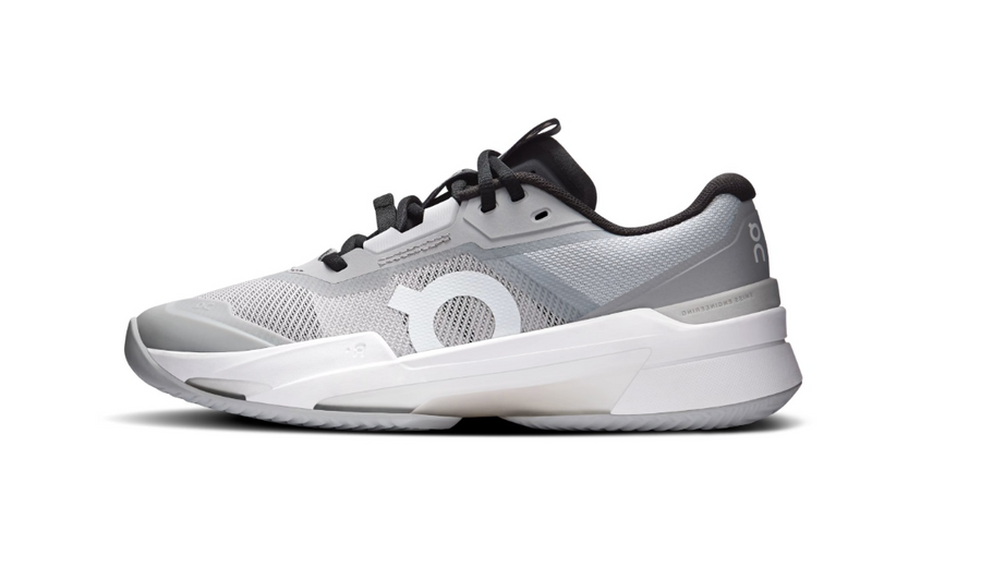 On THE ROGER Pro Fire Clay Glacier Black Women's