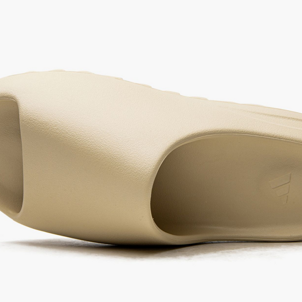 Adidas Yeezy Slide Bone 2022 (Restock Pair)