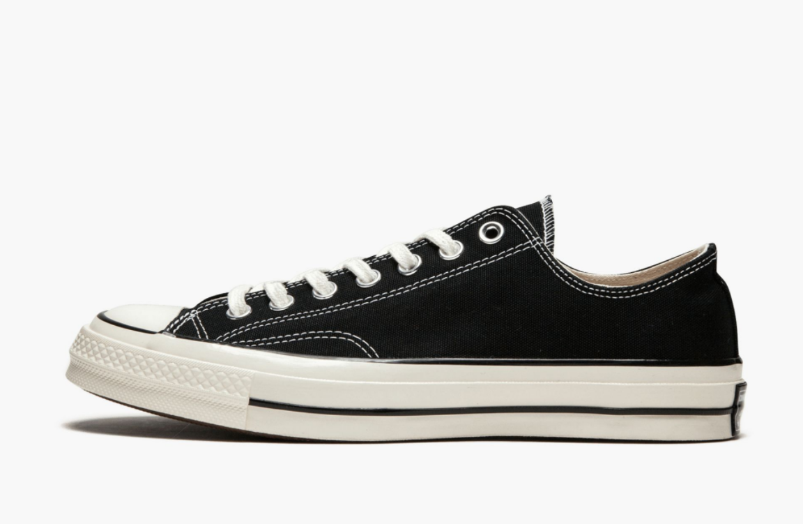 Black low chuck taylors hotsell