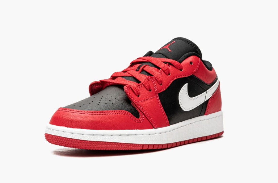 Jordan 1 Low Black Very Berry (Gradeschool)