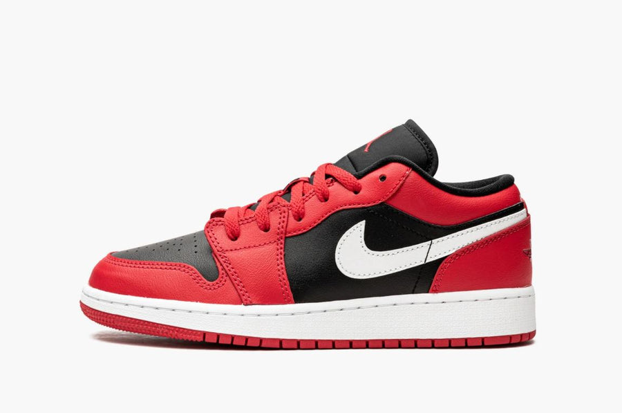Jordan 1 Low Black Very Berry (Gradeschool)