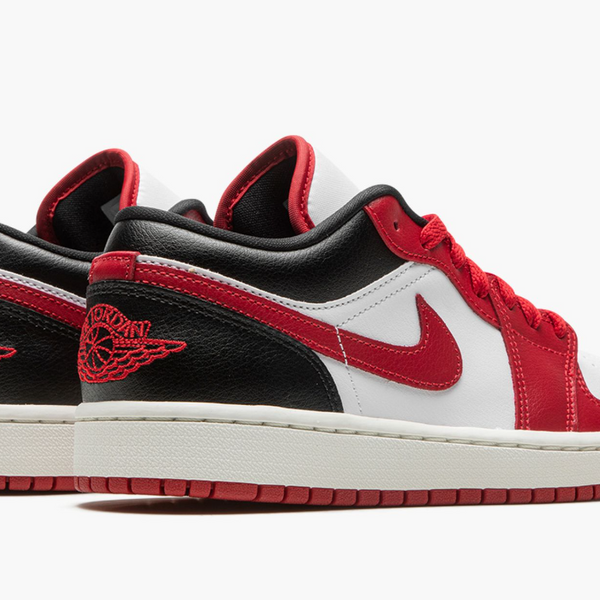Jordan 1 Low Reverse Black Toe Women's