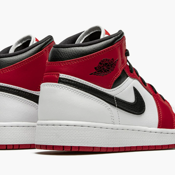 Jordan 1 Mid Chicago White Toe 2020 (Gradeschool)