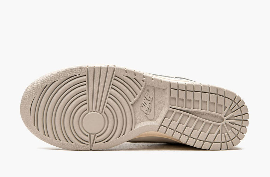 Nike Dunk Low Sail Light Bone Women's