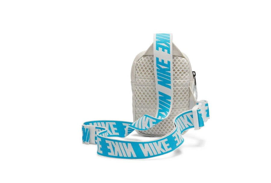 Nike Essentials Small Hip Pack