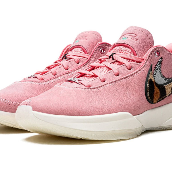 Lebron on sale 16 pink