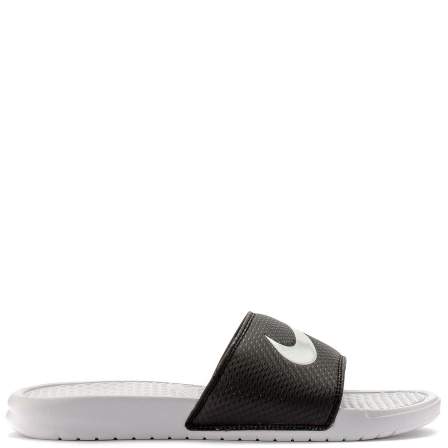 nike benassi swoosh