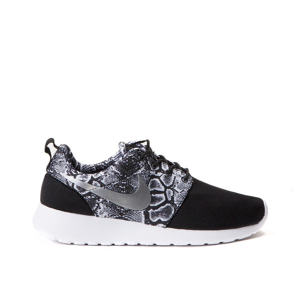 Nike Roshe One Print Black Mamba Women's - Pimp Kicks