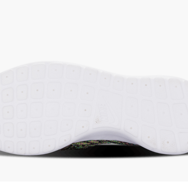 Nike Flyknit Rosherun Rainbow Women's - Pimp Kicks