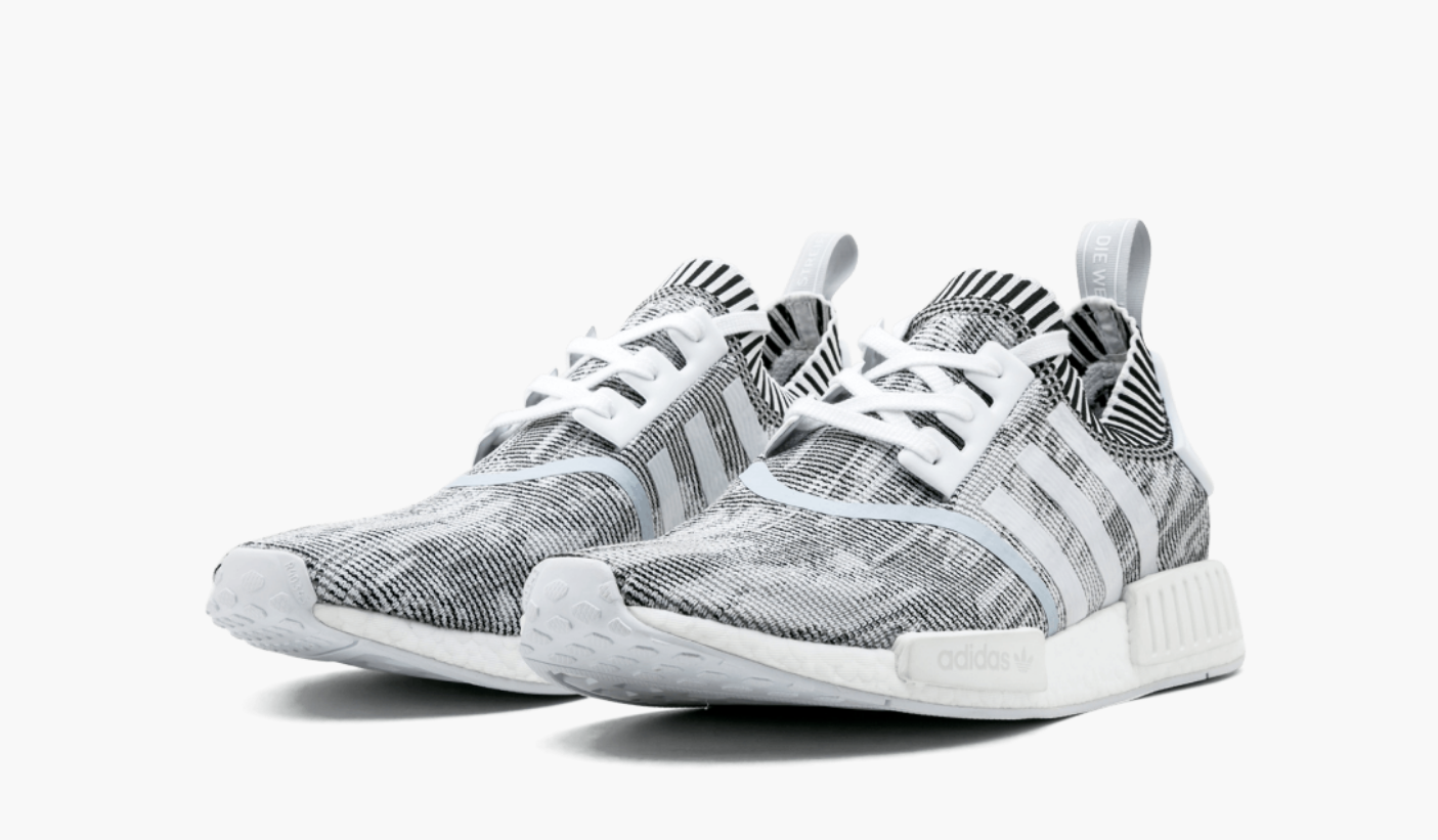 Adidas nmd xr1 2024 oreo